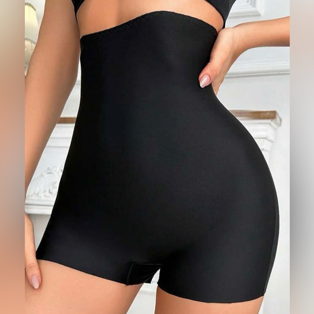 High Waited Biker Shorts